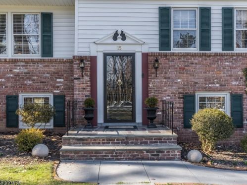 15 Delaware Rd, Morristown, NJ 07960-5700