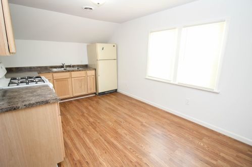 188 Michigan Ave, Three Rivers MI 49093-1126 exterior