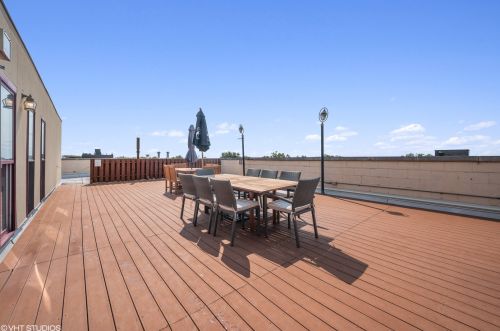 1645 School St, Chicago IL  60657-2157 exterior