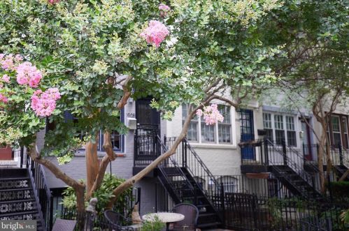 1908 New Hampshire Ave, Washington DC 20009-3310 exterior