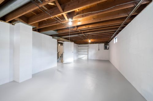 133 Espanola Ave, Kalamazoo MI  49004-1101 exterior