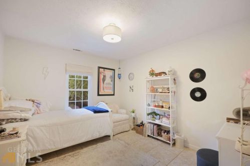 6071 Cane Xing Dr, Gainesville GA 30507-9537 exterior