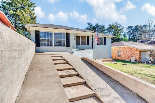 1224 Arizona Ave, Dallas, TX 75216-1022