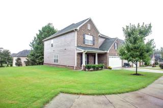 108 Lacuna Woods Ln, Apex, NC 27539-9030