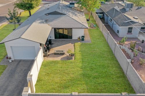 2928 18 Ave, Phoenix AZ 85015-5247 exterior