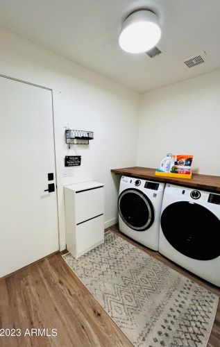 9417 51st St, Phoenix AZ 85044-2334 exterior