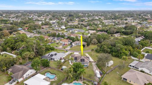 2398 Lejune St, Fort Pierce FL  34953-2677 exterior