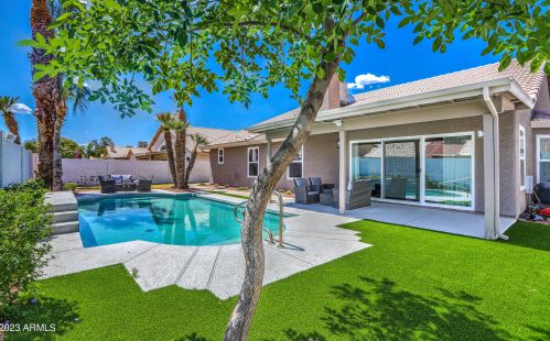 4333 Angela Dr, Phoenix AZ  85032-2282 exterior