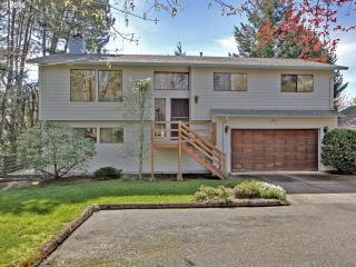 6536 35th Ave, Portland, OR 97221-3373