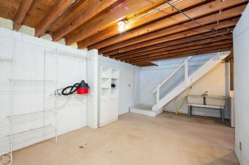 1236 Marseille Ct, Rochester MI 48307-3035 exterior