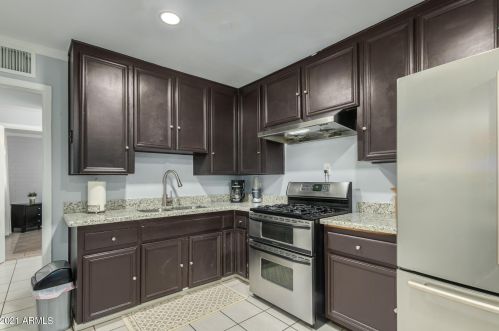 4916 Amelia Ave, Phoenix AZ  85031-2711 exterior