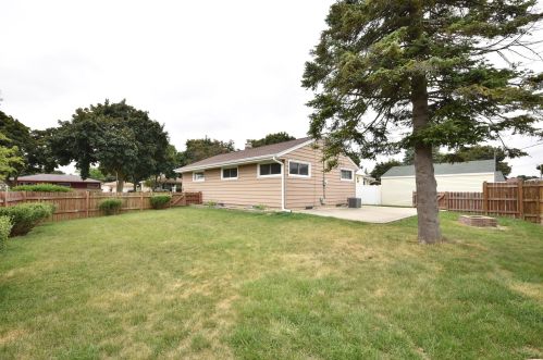 7446 Burdick Ave, Milwaukee WI 53219-3602 exterior