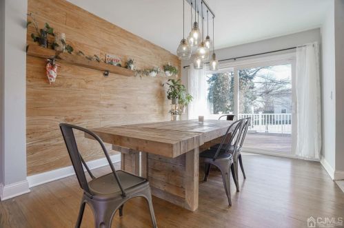 36 Finch St, Metuchen NJ  08840-1716 exterior