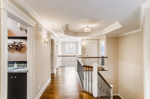 252 Grantley Ave, Elmhurst IL 60126-2237 exterior