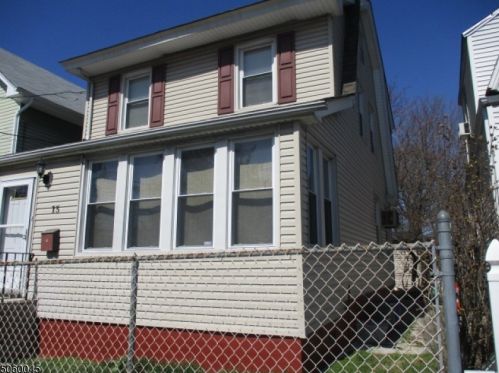 15 Paine Ave, Irvington NJ  07111-3902 exterior