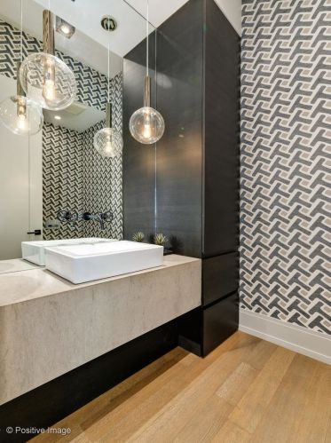 1857 Orch St, Chicago IL 60614-5109 exterior