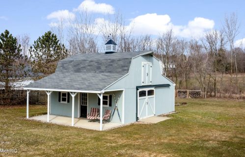 3653 108 St, Byron Township MI 49315-8705 exterior