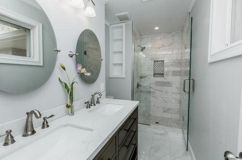 43 Cross Bow Ln, Commack NY  11725-1214 exterior