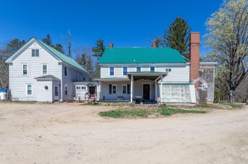 1240 Franklin Pierce Hwy, Barrington NH 03825-7331 exterior