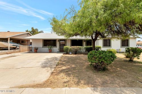 2001 66th Dr, Phoenix, AZ 85035-3411
