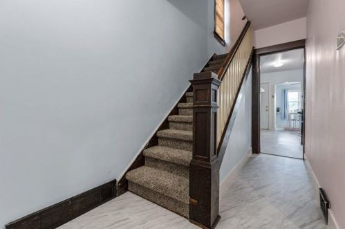 1440 Bellaire Pl, Pittsburgh PA  15226-1908 exterior