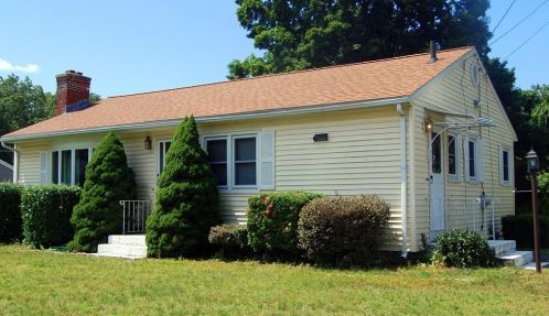 240 Slater Ave, Springfield, MA 01119-1630