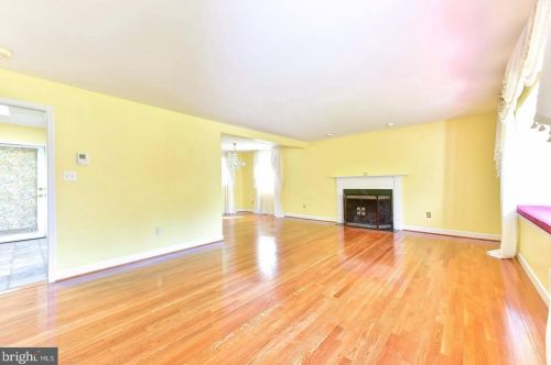 1829 Susquehannock Dr, Mc Lean VA  22101-5069 exterior