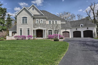 2515 Old Orchard Rd, Lancaster, PA 17601-5317