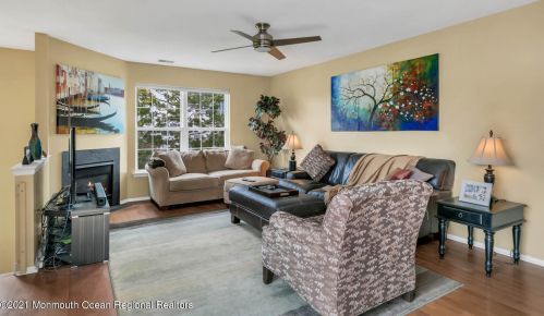 292 Club Dr, Belmar, NJ 07719-9456