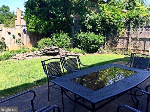 1904 Great Falls St, Mc Lean VA  22101-5417 exterior