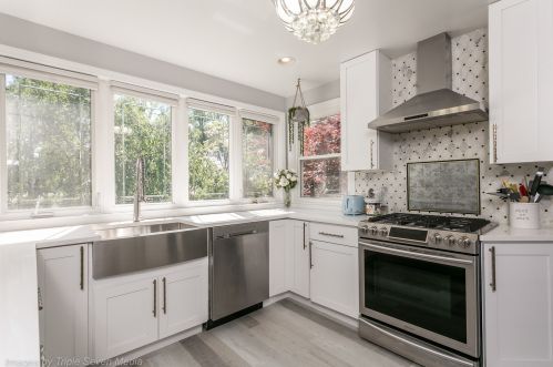 6024 Keating Ave, Chicago IL  60629-5410 exterior