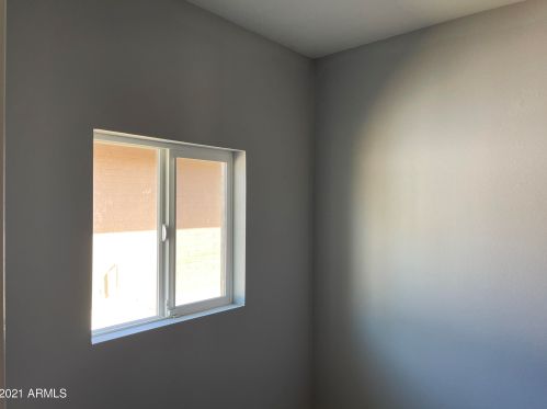 8838 42nd Ave, Phoenix AZ 85053-5306 exterior