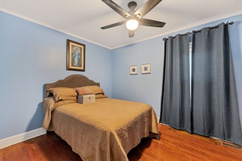 2825 Lotus Ave, Chicago IL 60641-3224 exterior