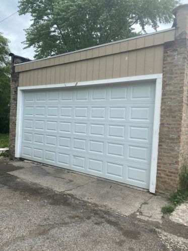 6844 Peoria St, Chicago IL 60621-2234 exterior