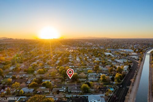 3842 50th Pl, Phoenix AZ 85018-4413 exterior