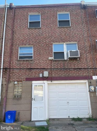 7512 Gilbert St, Philadelphia PA  19150-2604 exterior