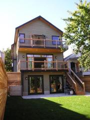 1116 25 Ave, Seattle WA  98112-3611 exterior