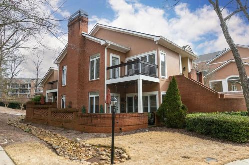 5664 Brooke Ridge Dr, Atlanta, GA 30338-7002