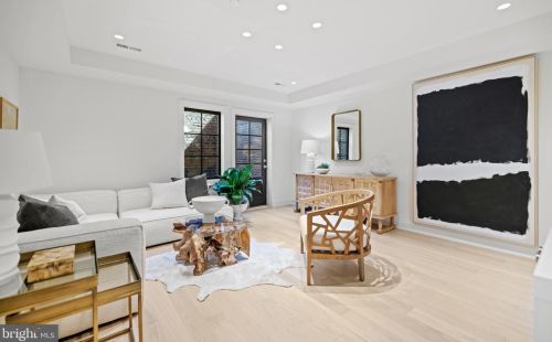 1667 Avon Pl, Washington DC 20007-2959 exterior