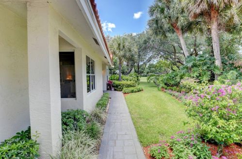 2297 53rd St, Boca Raton FL  33496-3453 exterior