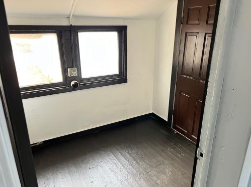 329 Iona Ave, Meskegon MI 49442-3313 exterior