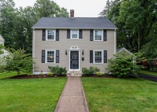 37 Hawthorne St, Springfield MA  01105-1511 exterior