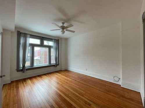 1016 Rockwell St, Chicago IL 60647-5220 exterior