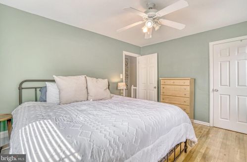 6014 Kings Hwy, Alexandria VA  22303-2232 exterior