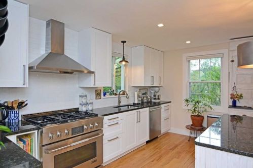 114 Oak Hill Rd, Pittsburgh PA  15238-3016 exterior