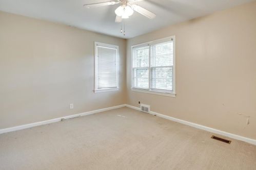 1711 Walker St, Gainesville GA 30504-5922 exterior