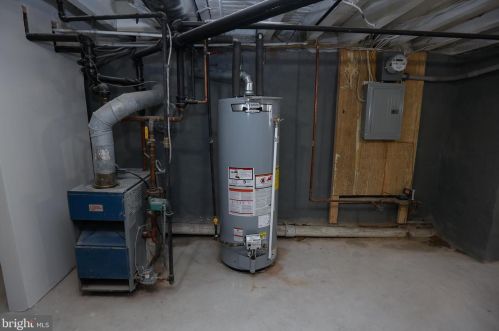 5853 Addison St, Philadelphia PA  19143-1203 exterior