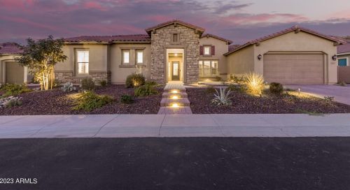 16225 35th Dr, Phoenix AZ  85053-2916 exterior