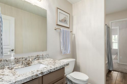 23606 22nd Way, Phoenix AZ  85024-8678 exterior