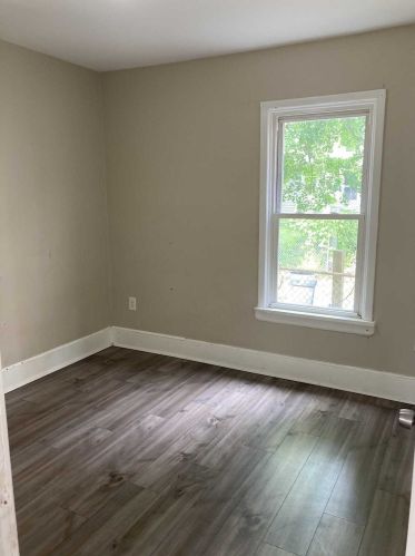 127 Winnikee Ave, Poughkeepsie NY  12601-2711 exterior